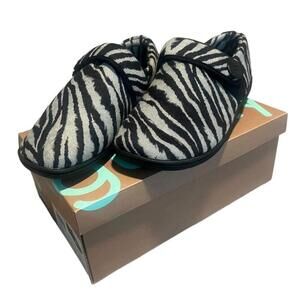 Glolily Slippers Women's 10M Kelly Gray Black Slip On Memory Foam Cozy Fuzzy NEW